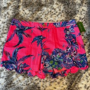NWT Lily Pulitzer Buttercup Short Size 12